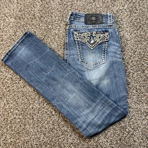 Miss Me Women's 30x33 Straight Leg Jeans Blue Embroidered Flap Pocket JE5917T3X - Picture 1 of 13